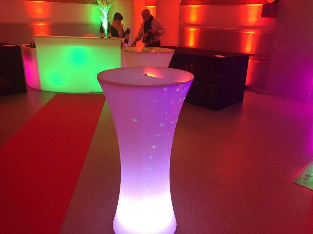 table mange debout lumineux